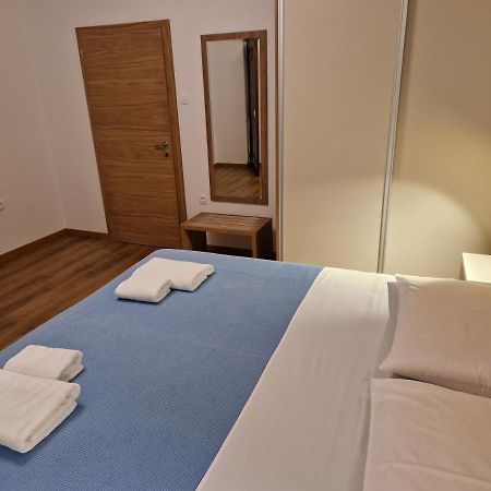 Apartments Cerovic مالينسكا المظهر الخارجي الصورة