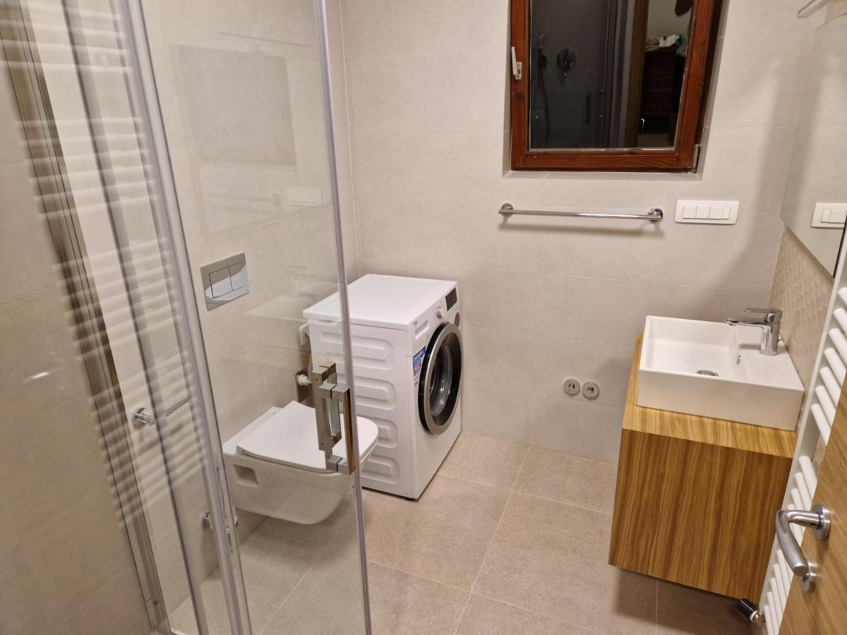 Apartments Cerovic مالينسكا المظهر الخارجي الصورة