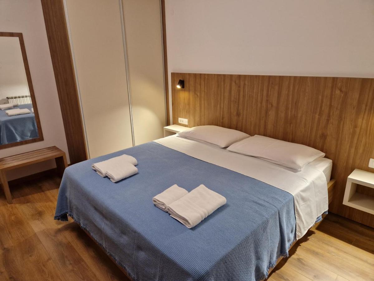 Apartments Cerovic مالينسكا المظهر الخارجي الصورة