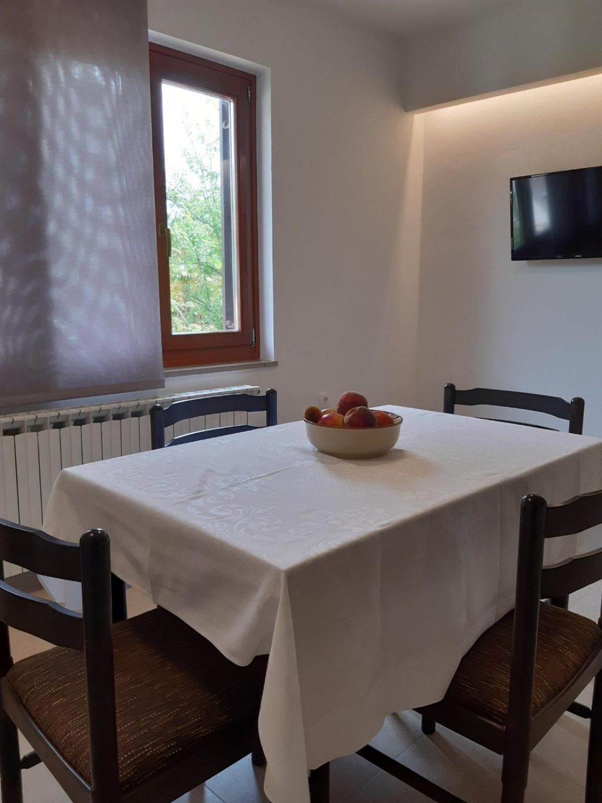 Apartments Cerovic مالينسكا المظهر الخارجي الصورة
