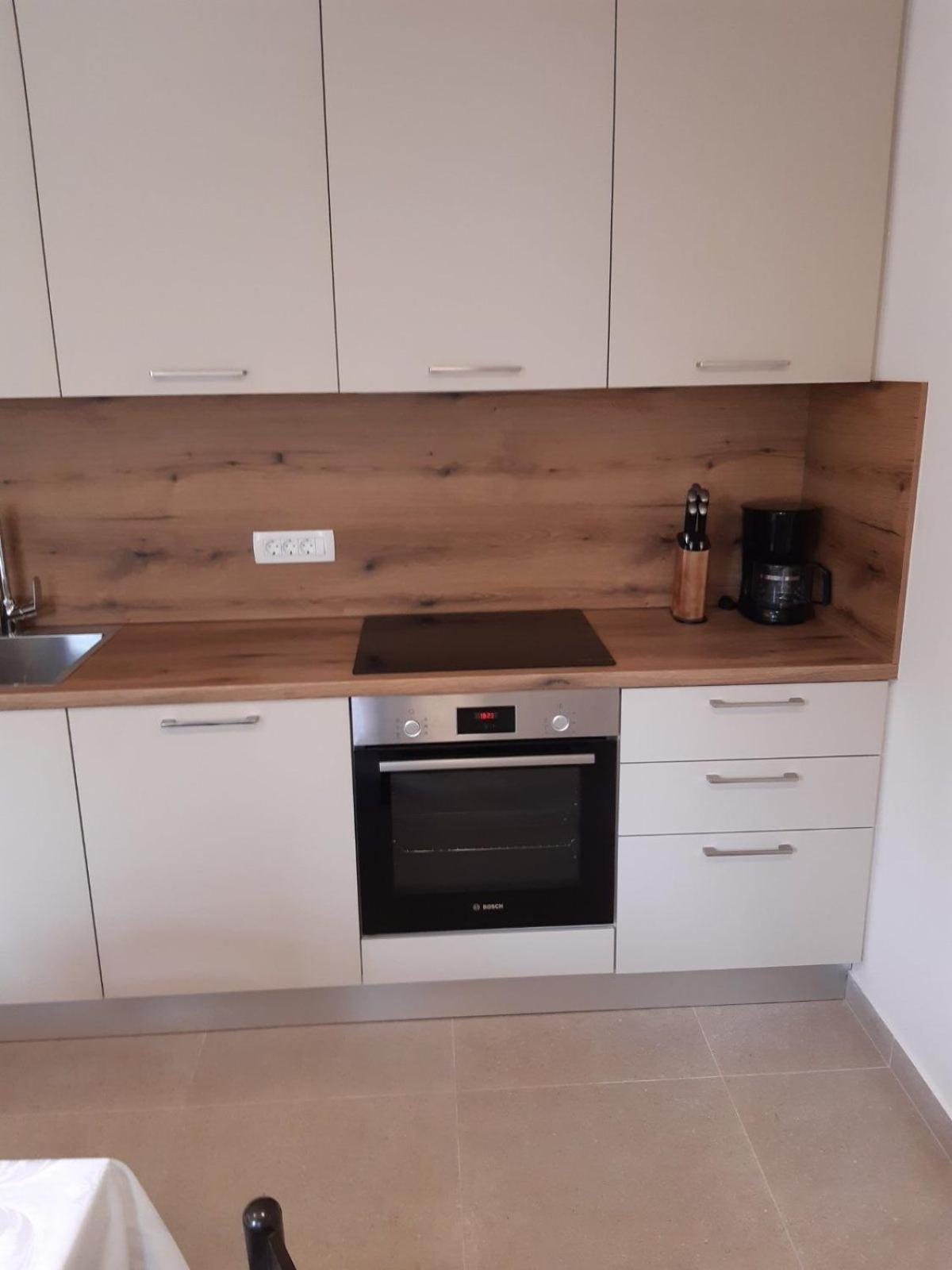 Apartments Cerovic مالينسكا المظهر الخارجي الصورة