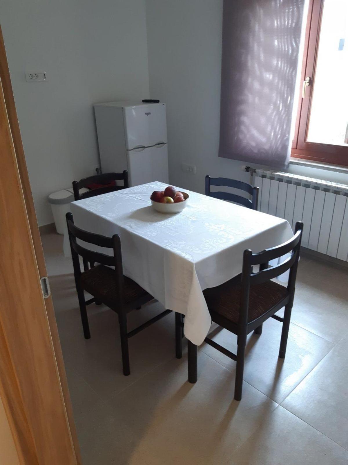 Apartments Cerovic مالينسكا المظهر الخارجي الصورة