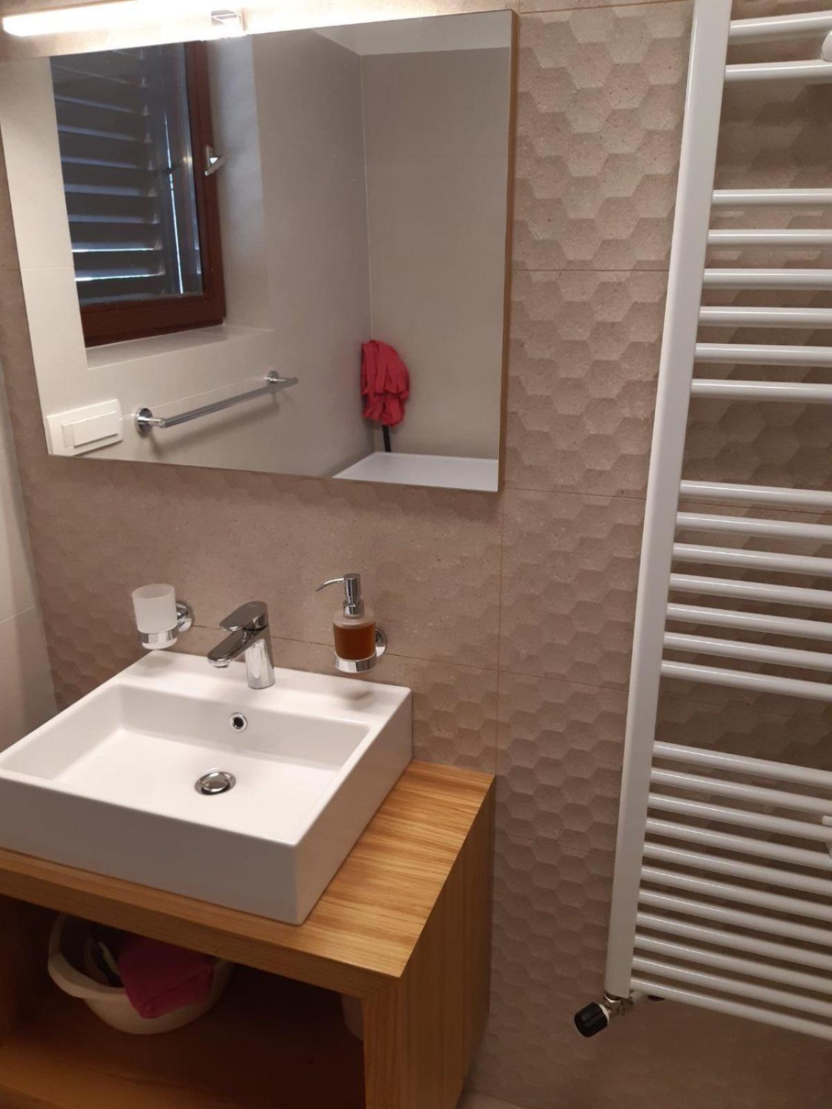 Apartments Cerovic مالينسكا المظهر الخارجي الصورة