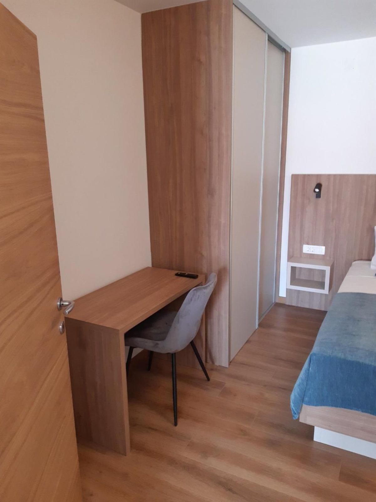 Apartments Cerovic مالينسكا المظهر الخارجي الصورة
