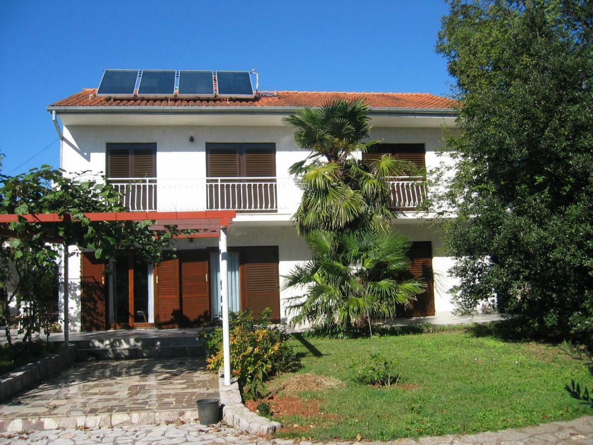 Apartments Cerovic مالينسكا المظهر الخارجي الصورة